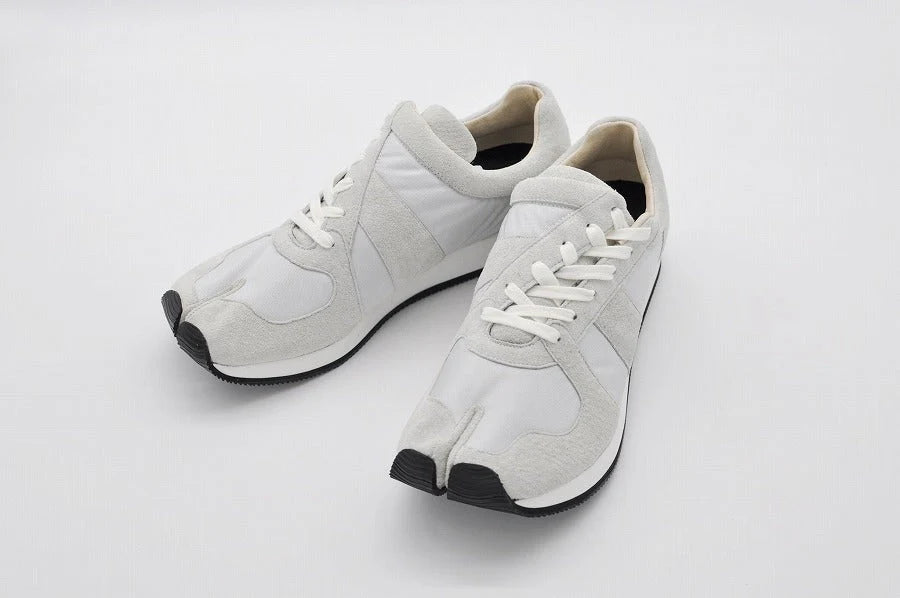 Diag – Iconic Twisted-Lace Tabi Shoes | Unique & Sustainable