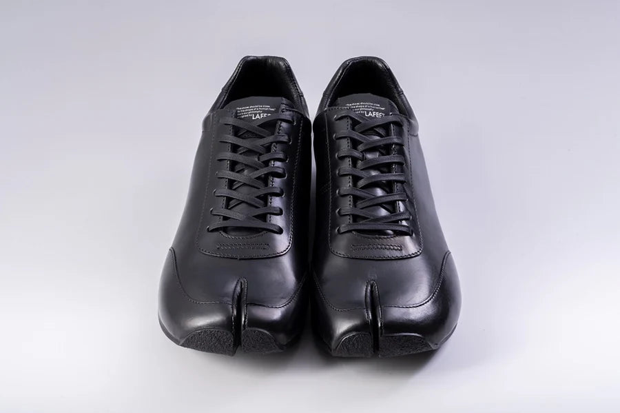 Premium Parma Leather Tabi Shoes – Sophisticated & Timeless